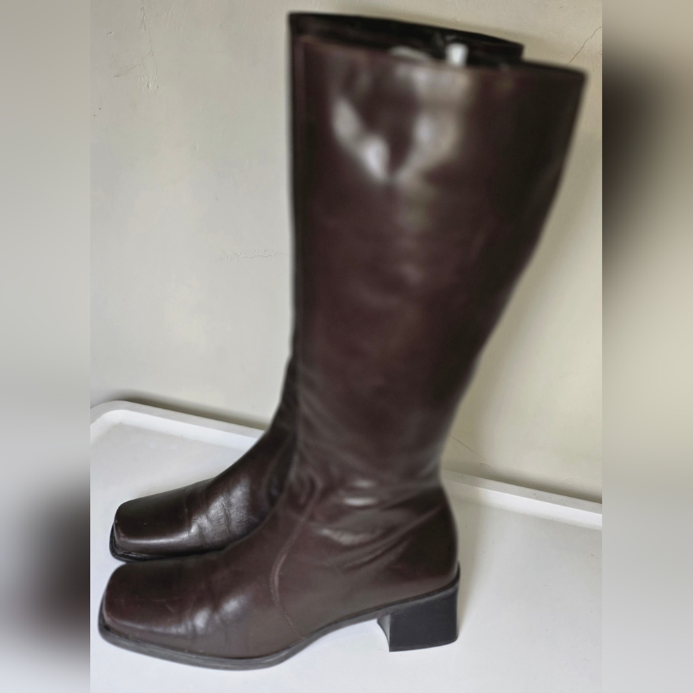 Caressa Dark Brown Tall Leather Heeled Boots 8 1/2